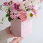 Boîte cadeau avec seau en forme de coeur, boîte de fleurs, boîte de roses