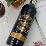 bouteille en verre de vin rouge, production personnalisé à l'usine