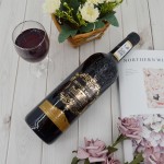 bouteille en verre de vin rouge, production personnalisé à l'usine