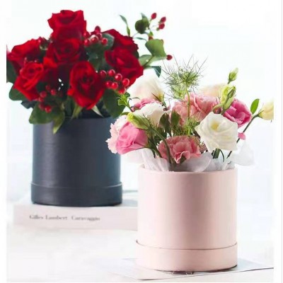 Euro Single Small round Holding Drum Valentine mini - handed Flower Gift Box Gift Packaging box caramel box