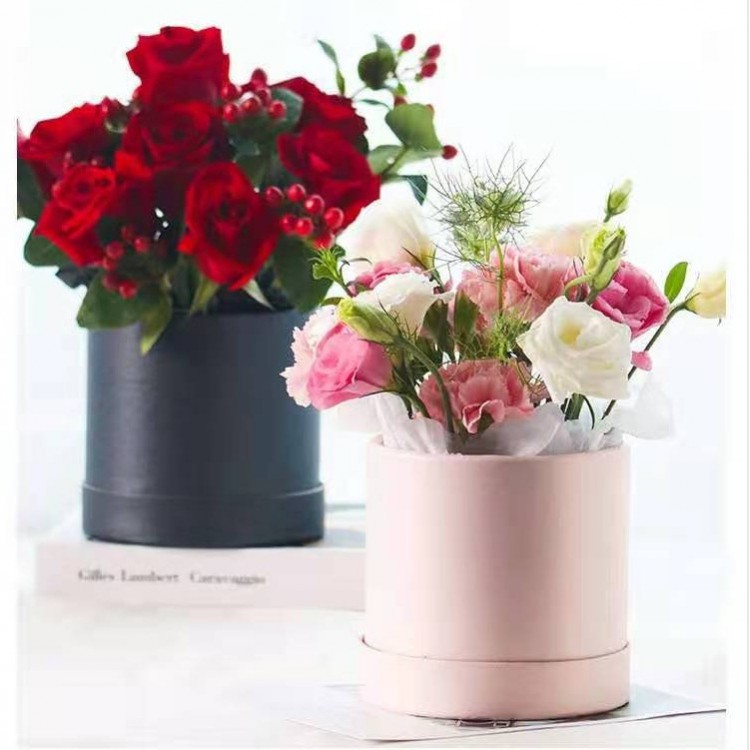 Euro Single Small round Holding Drum Valentine mini - handed Flower Gift Box Gift Packaging box caramel box